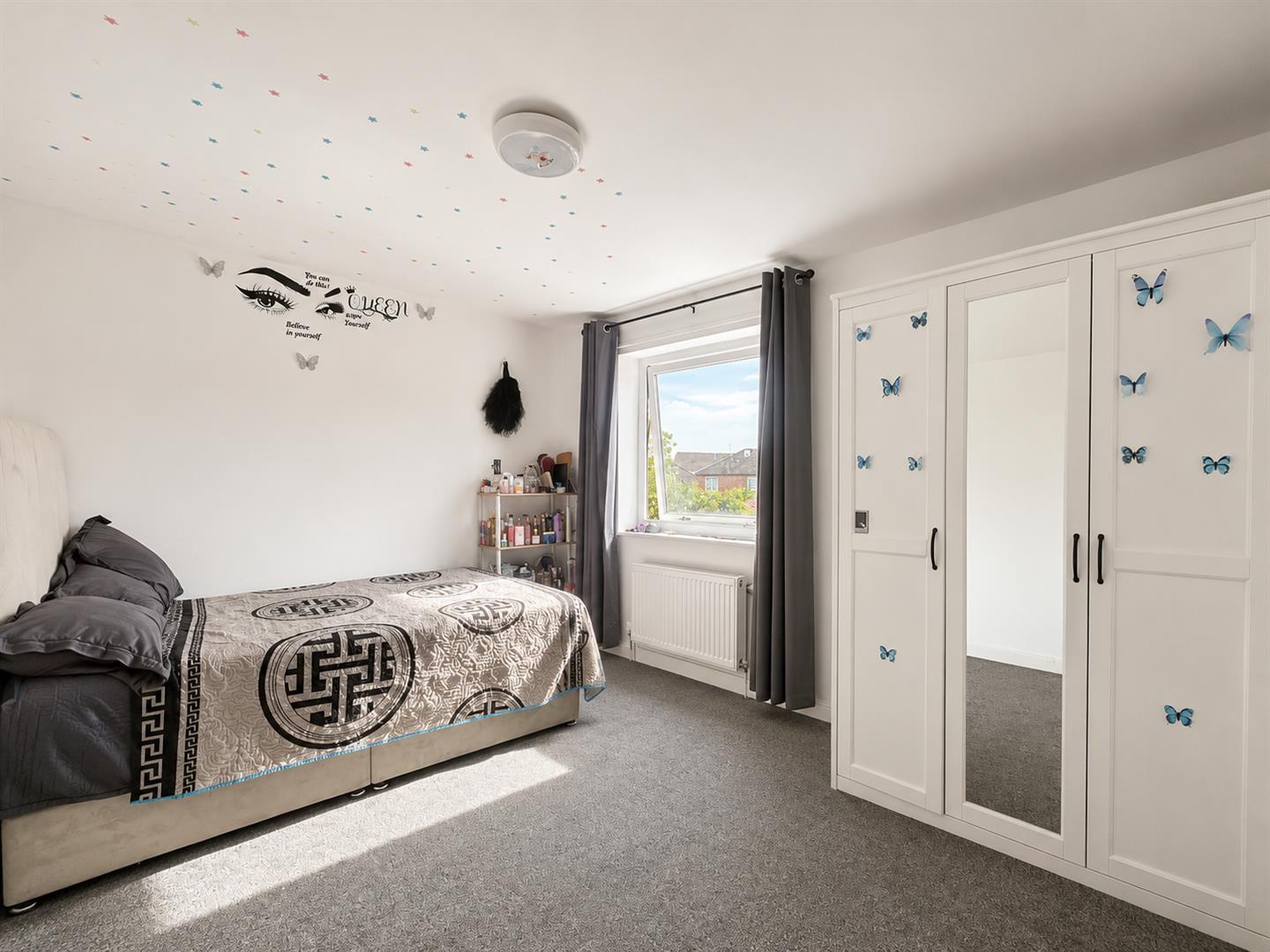 Glazier Drive, Neath Hill, Milton Keynes
